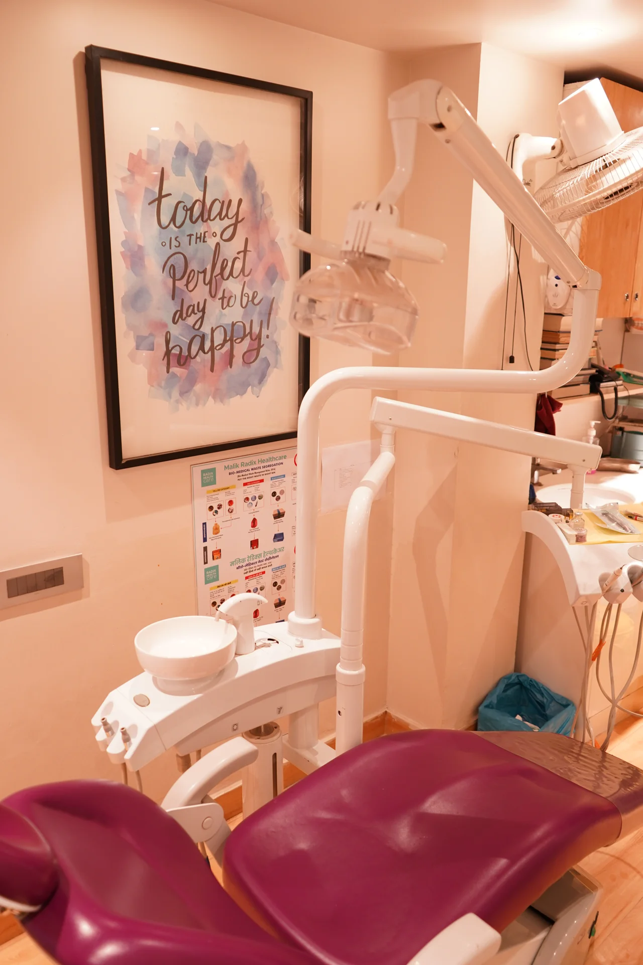 Root canal treatment suite at Radix Cosmo Dental, Nirman Vihar, East Delhi
