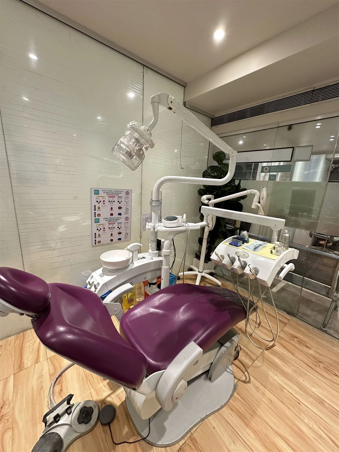 Comfortable dental treatment room at Radix Cosmo Dental, Nirman Vihar, East Delhi