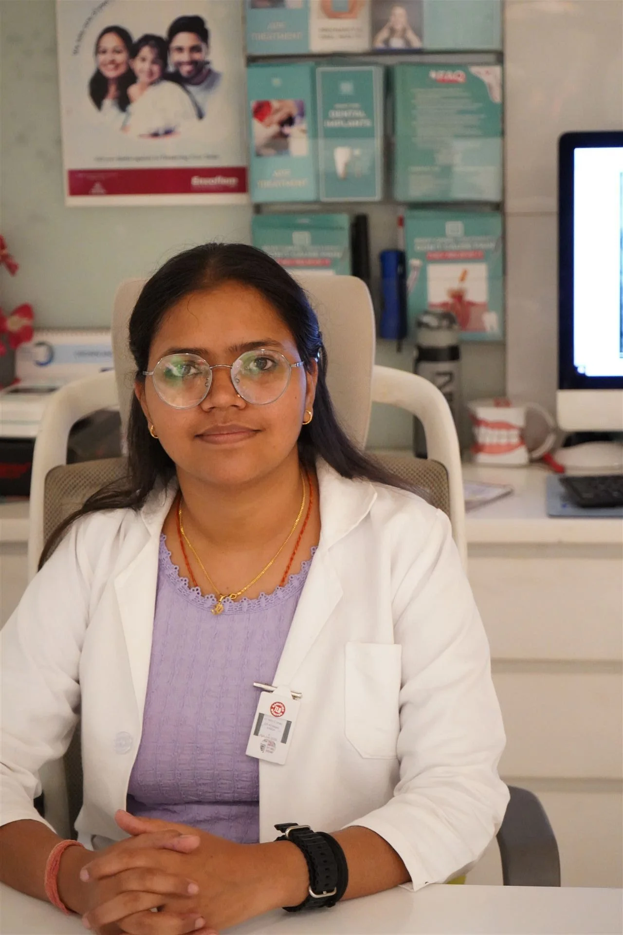 Dr. Roshni, cosmetic dentist at Radix Cosmo Dental, Nirman Vihar, East Delhi