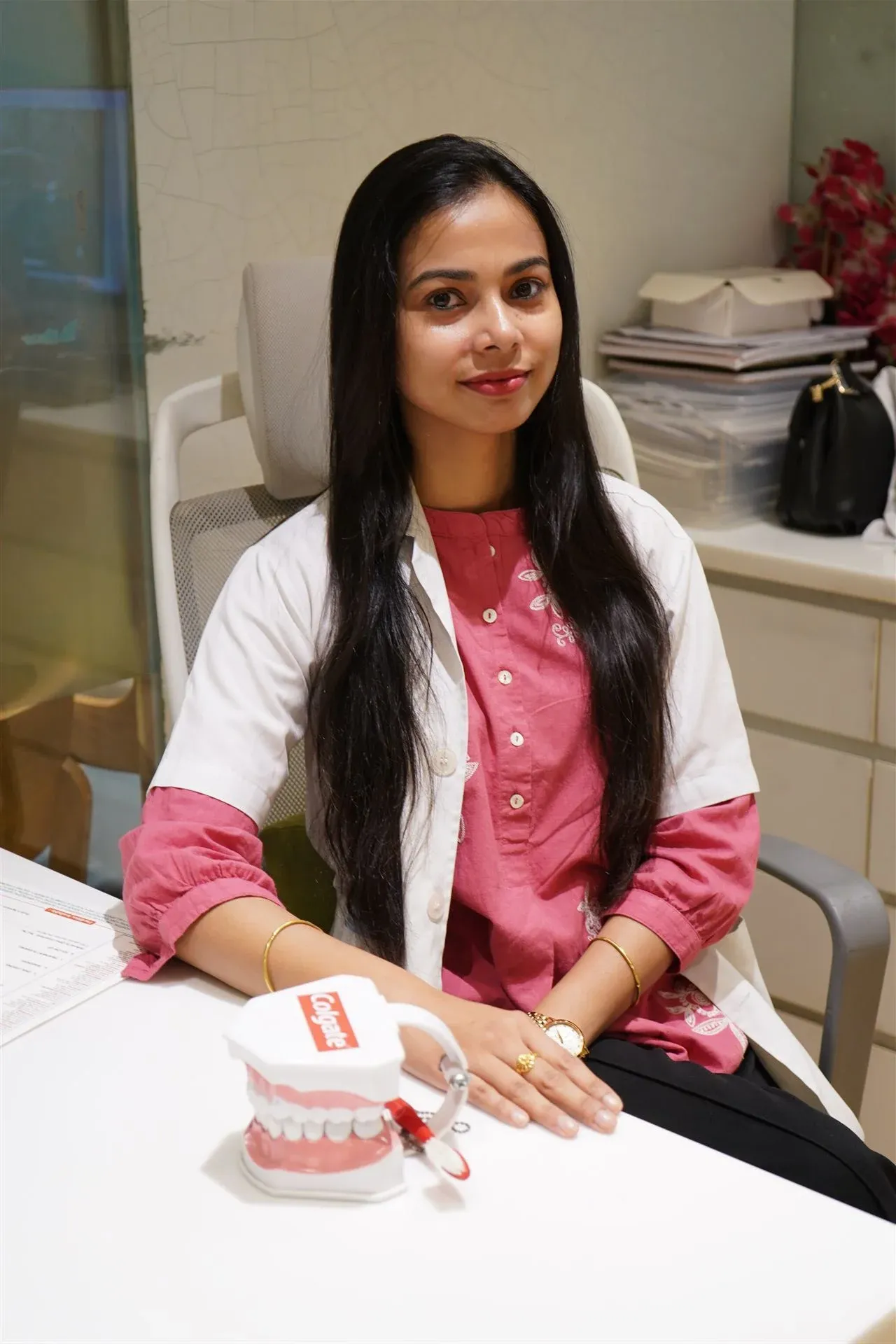 Dr. Shilpa, laser dentistry specialist at Radix Cosmo Dental, Nirman Vihar, East Delhi